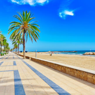 Barcelona City Break: 4* Hotel, Flights & Sagrada Familia Entry Included | Wowcher
